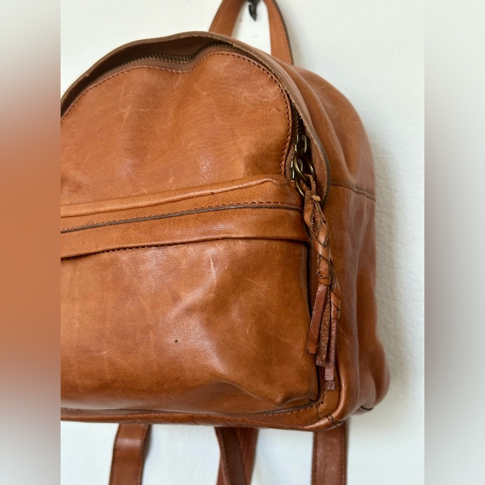 Madewell Lorimer Mini Leather Backpack - Picture 3 of 7